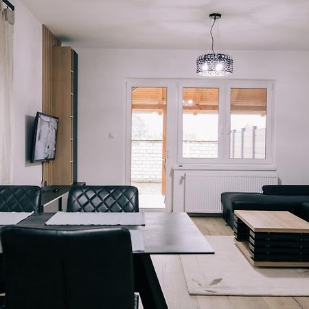 Tulip Guest House Ii. Palić Esterno foto
